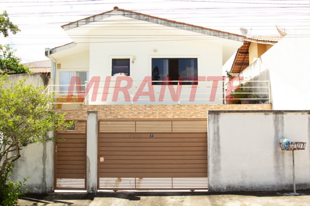 Sobrado de 190m² com 3 quartos em Bom Jesus dos Perdões