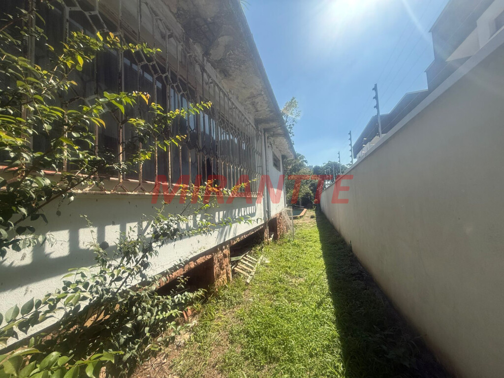 Terreno de 1000m² com 3 quartos em Jardim Floresta