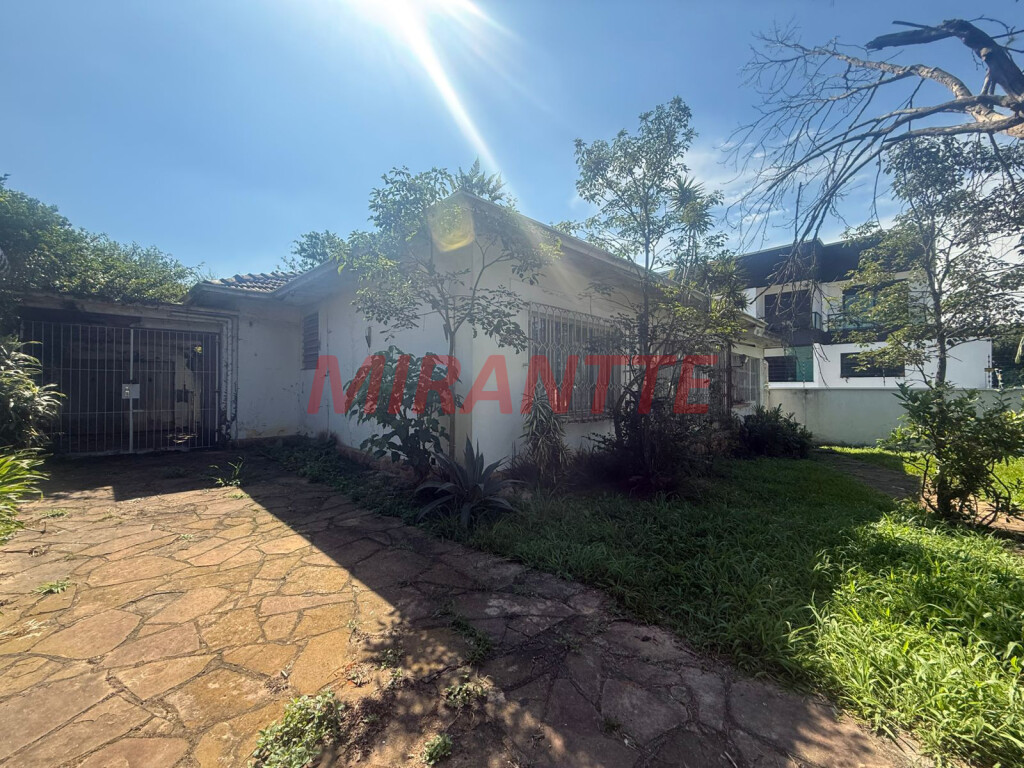Terreno de 1000m² com 3 quartos em Jardim Floresta
