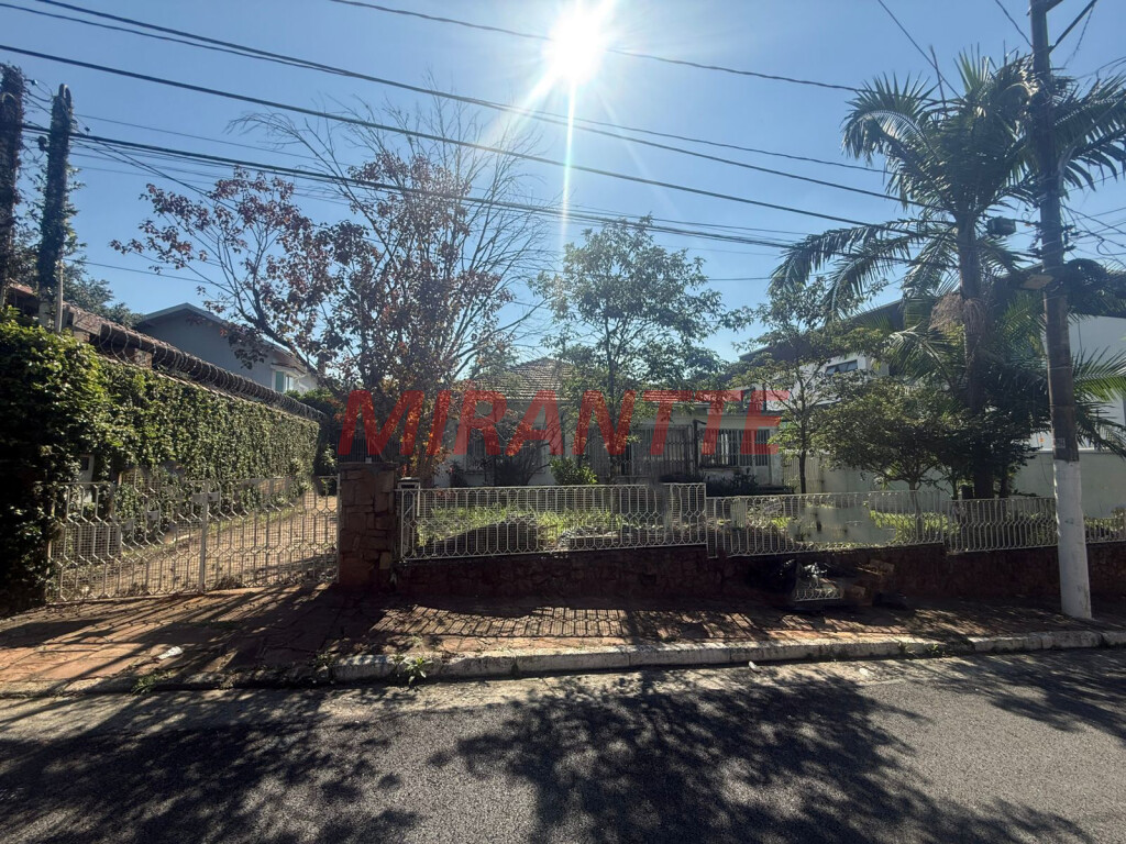 Terreno de 1000m² com 3 quartos em Jardim Floresta