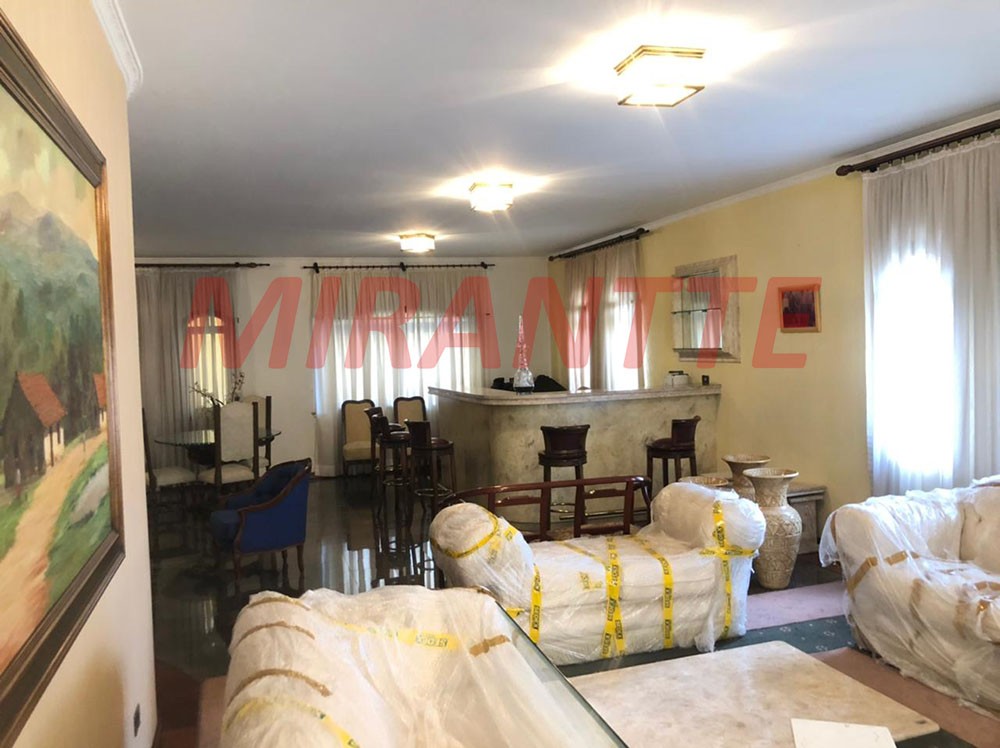 Sobrado de 571m² com 4 quartos em Vila Rosália