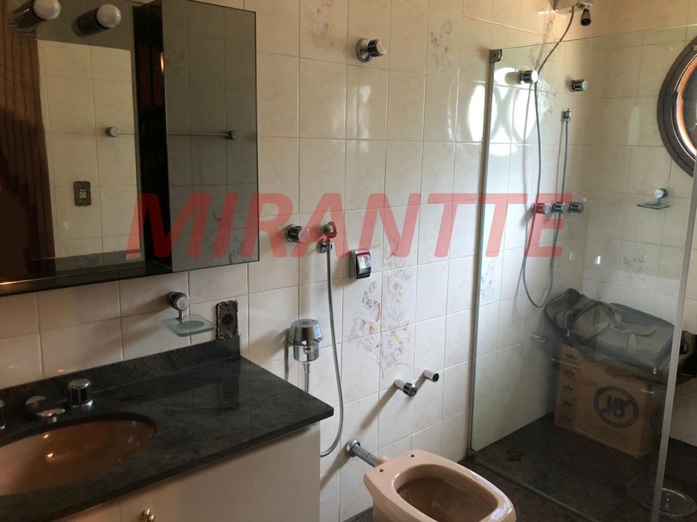 Sobrado de 571m² com 4 quartos em Vila Rosália