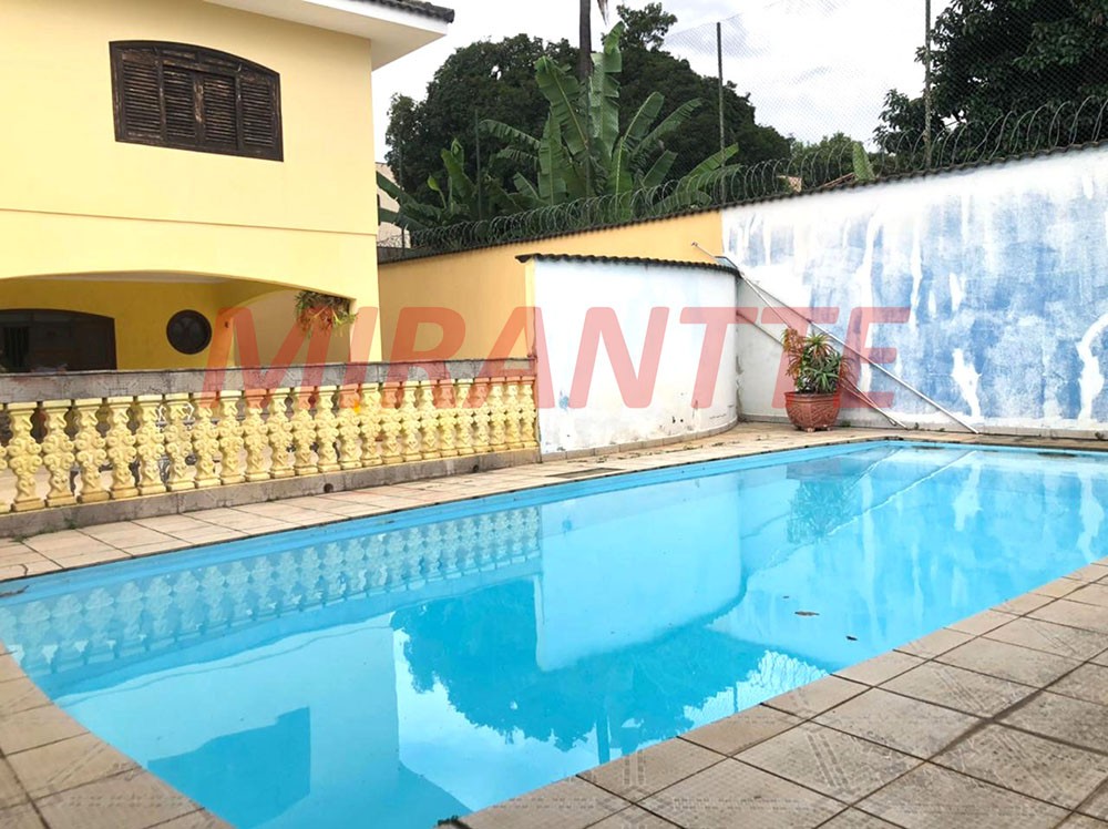 Sobrado de 571m² com 4 quartos em Vila Rosália