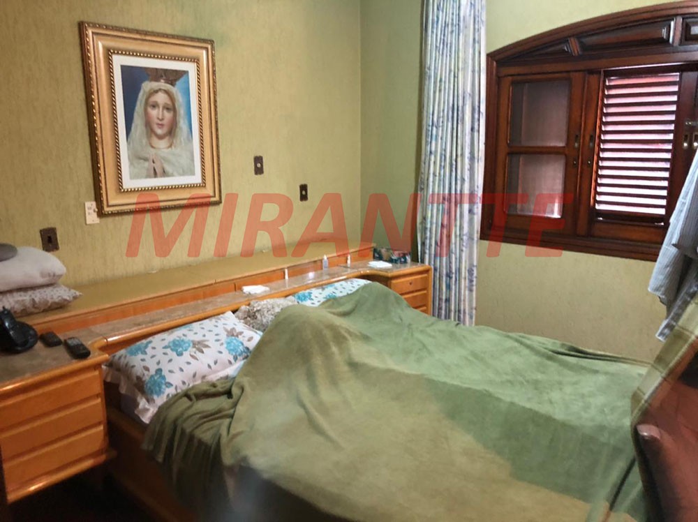 Sobrado de 571m² com 4 quartos em Vila Rosália