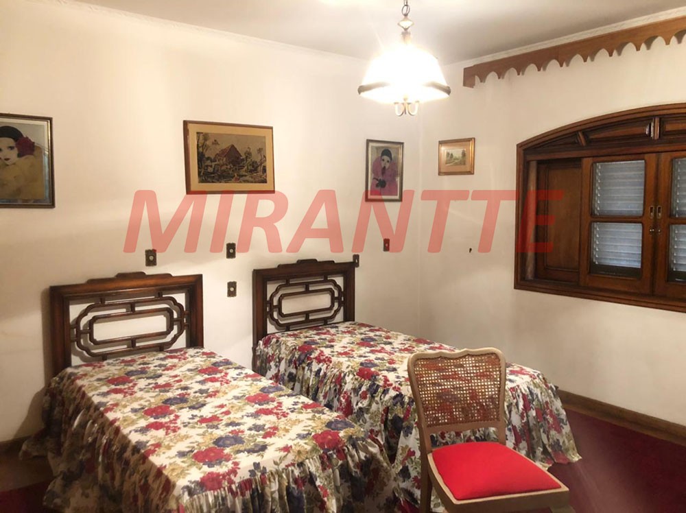Sobrado de 571m² com 4 quartos em Vila Rosália