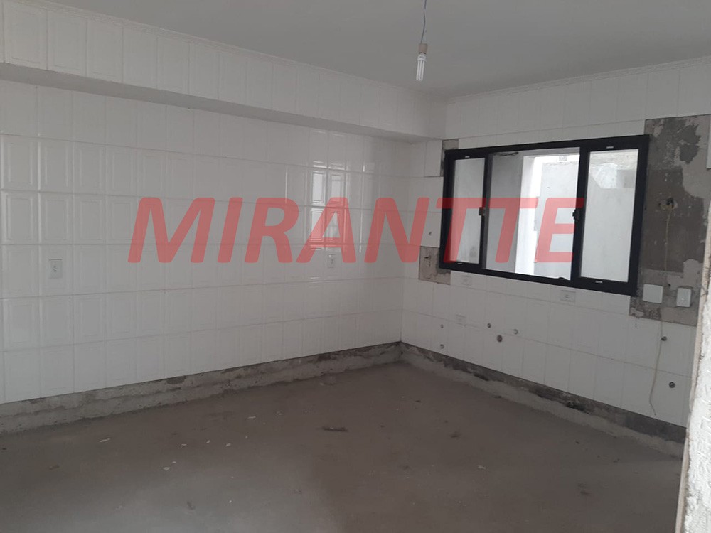 Sobrado de 190m² com 6 quartos em Vila Milton