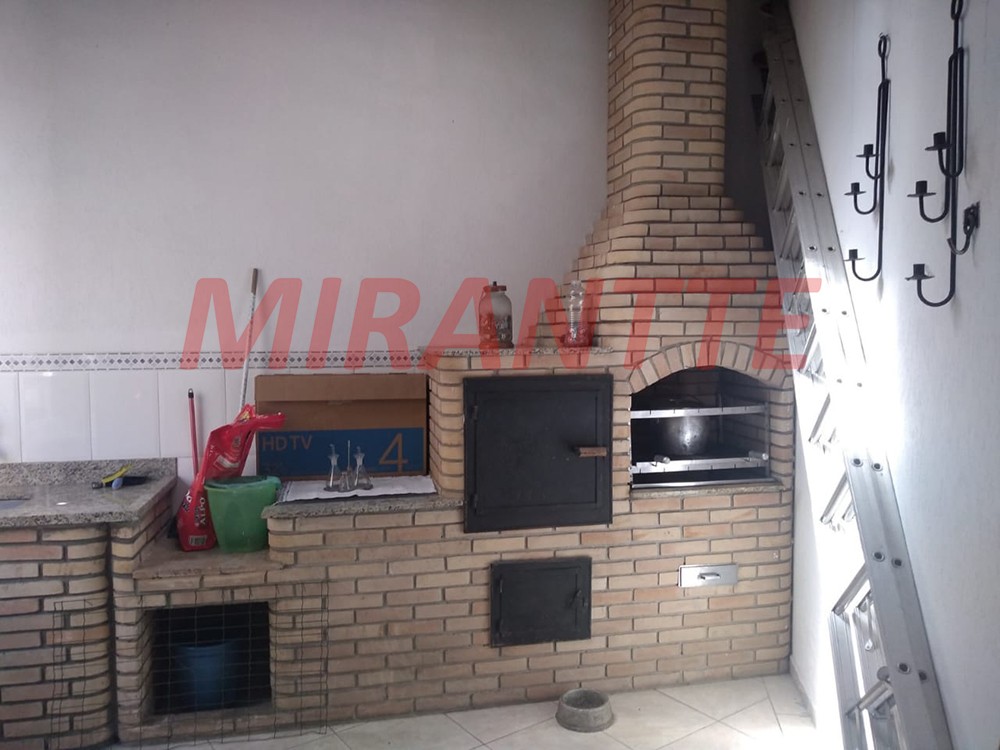Sobrado de 110m² com 3 quartos em Vila Nova Carolina