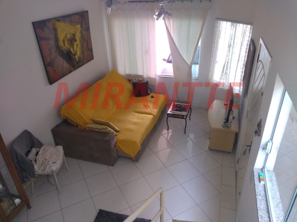 Sobrado de 110m² com 3 quartos em Vila Nova Carolina