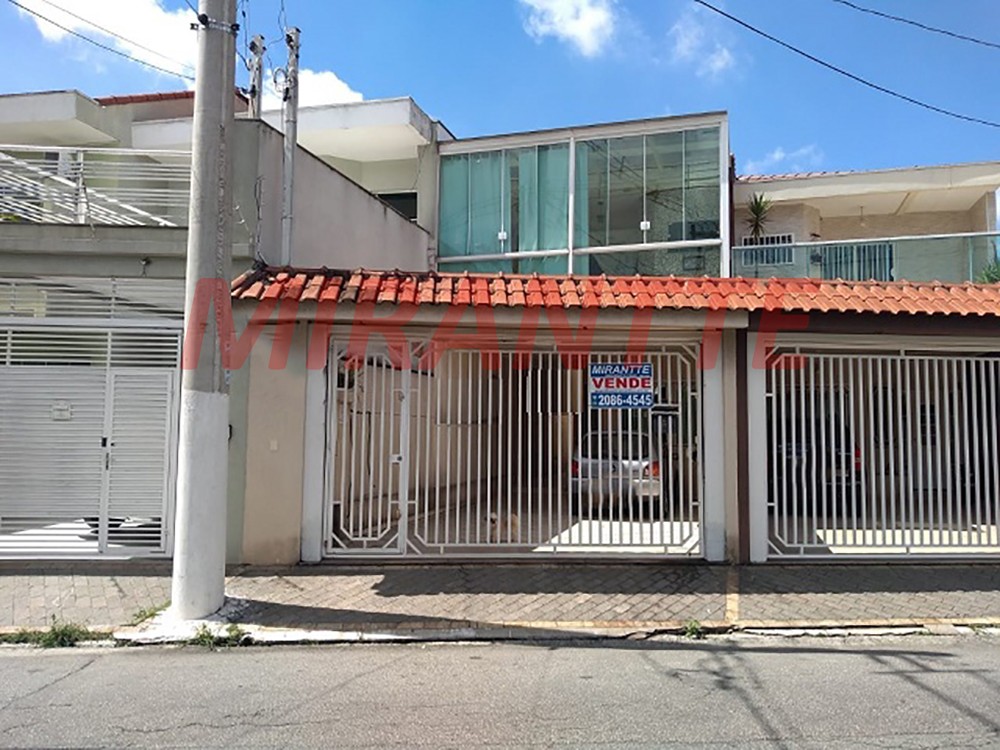 Sobrado de 110m² com 3 quartos em Vila Nova Carolina