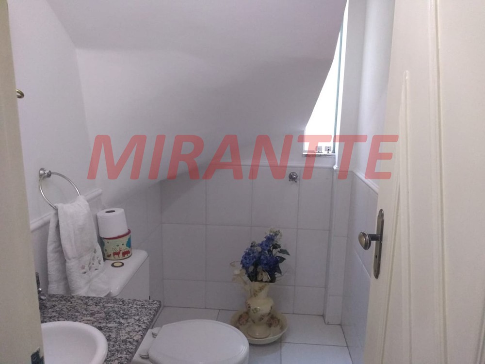 Sobrado de 110m² com 3 quartos em Vila Nova Carolina
