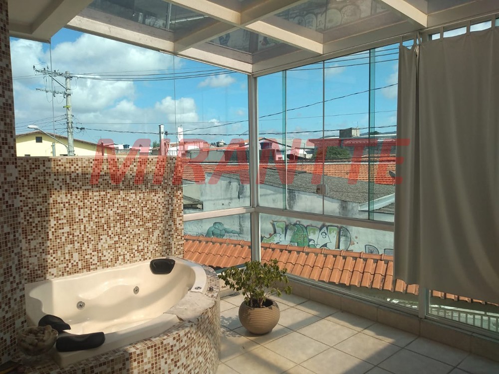 Sobrado de 110m² com 3 quartos em Vila Nova Carolina
