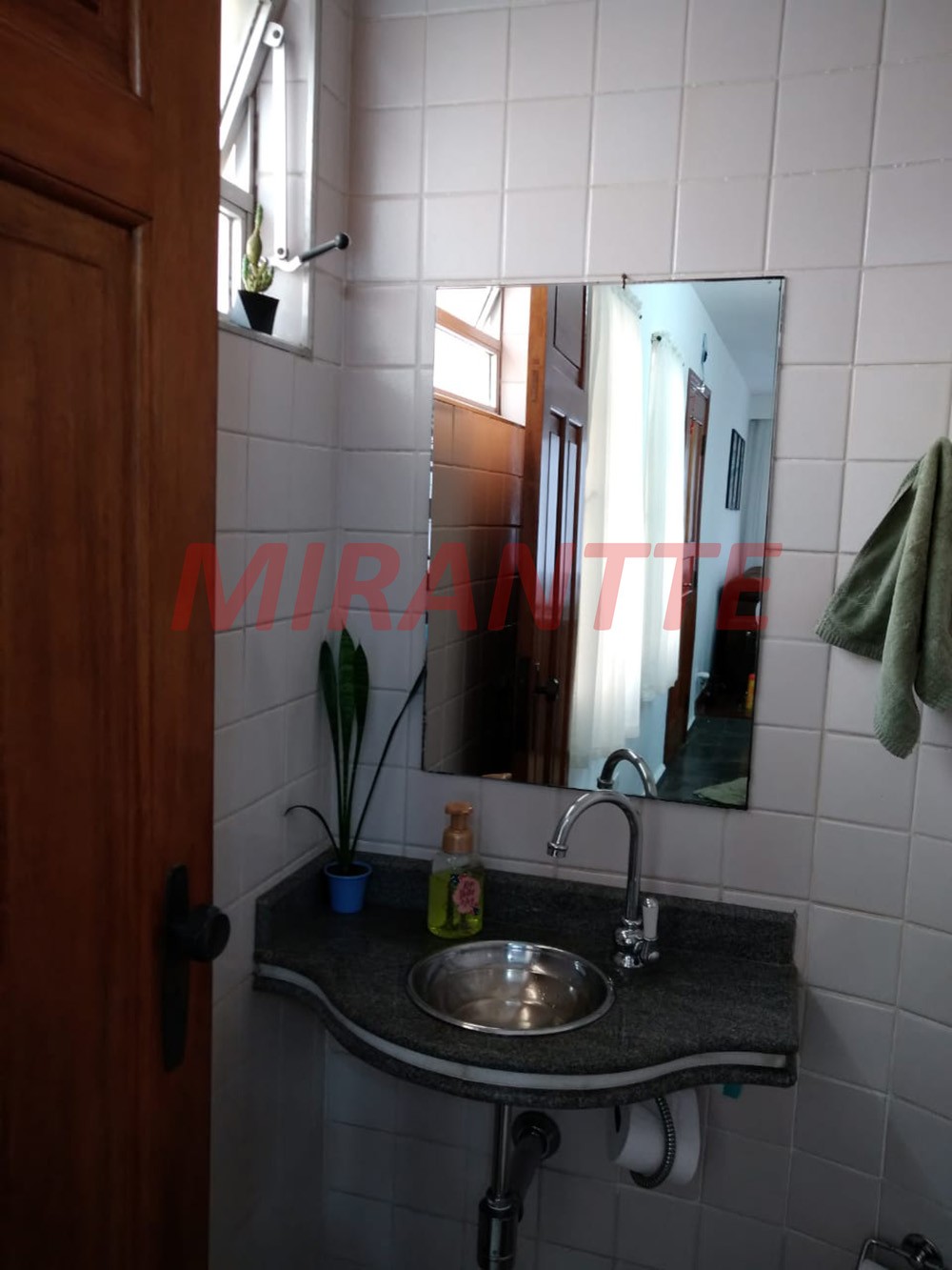 Sobrado de 180m² com 3 quartos em Jardim Tremembé
