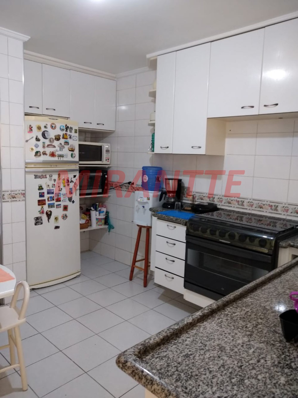 Sobrado de 180m² com 3 quartos em Jardim Tremembé