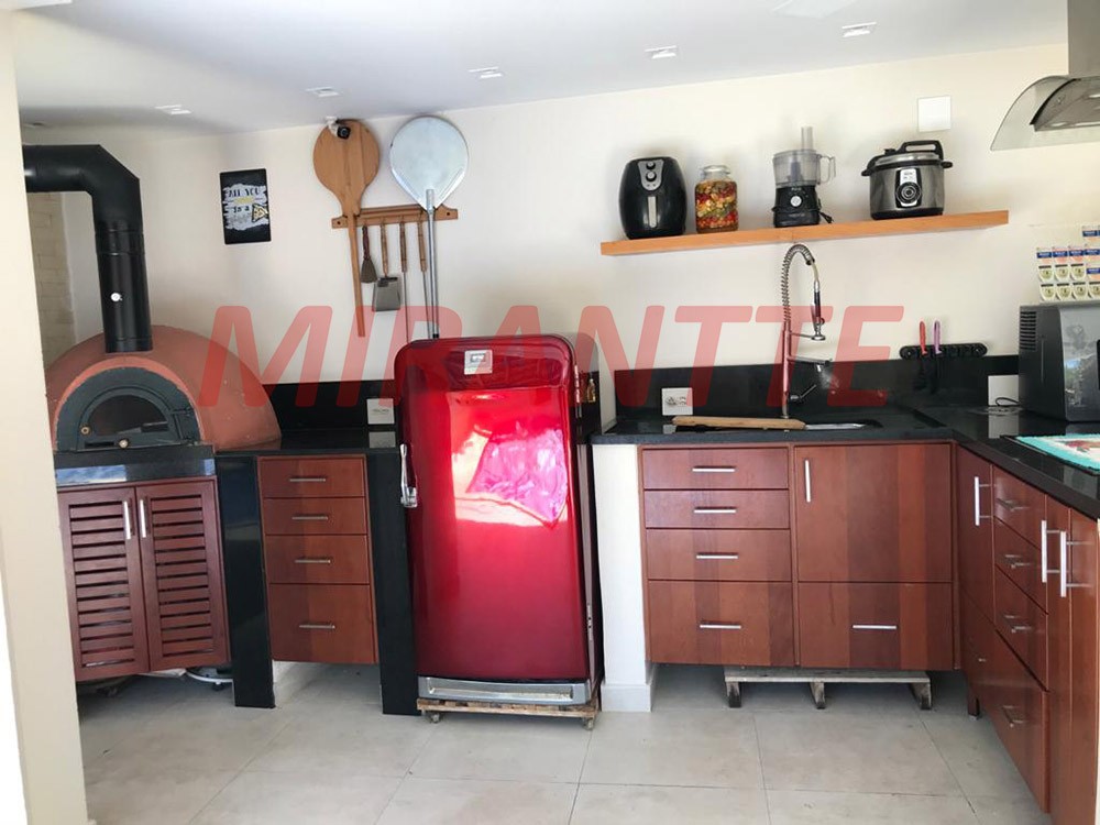 Sobrado de 480m² com 3 quartos em Tucuruvi