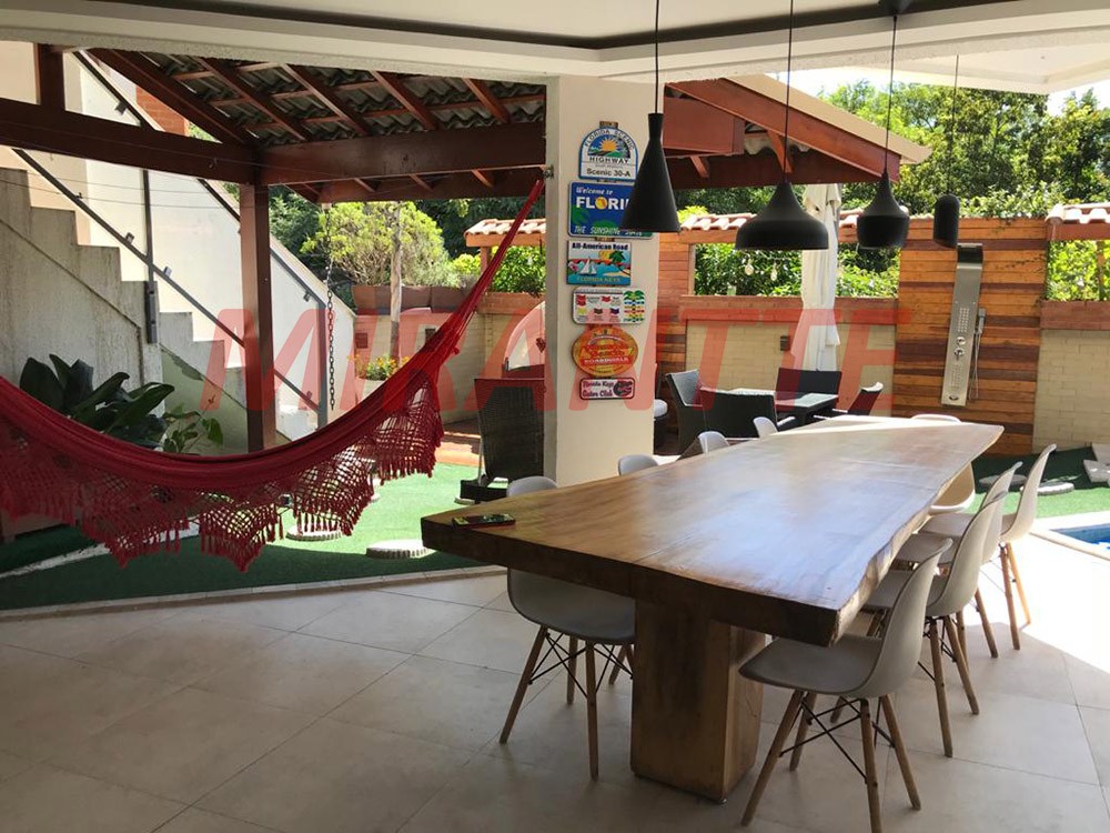 Sobrado de 480m² com 3 quartos em Tucuruvi