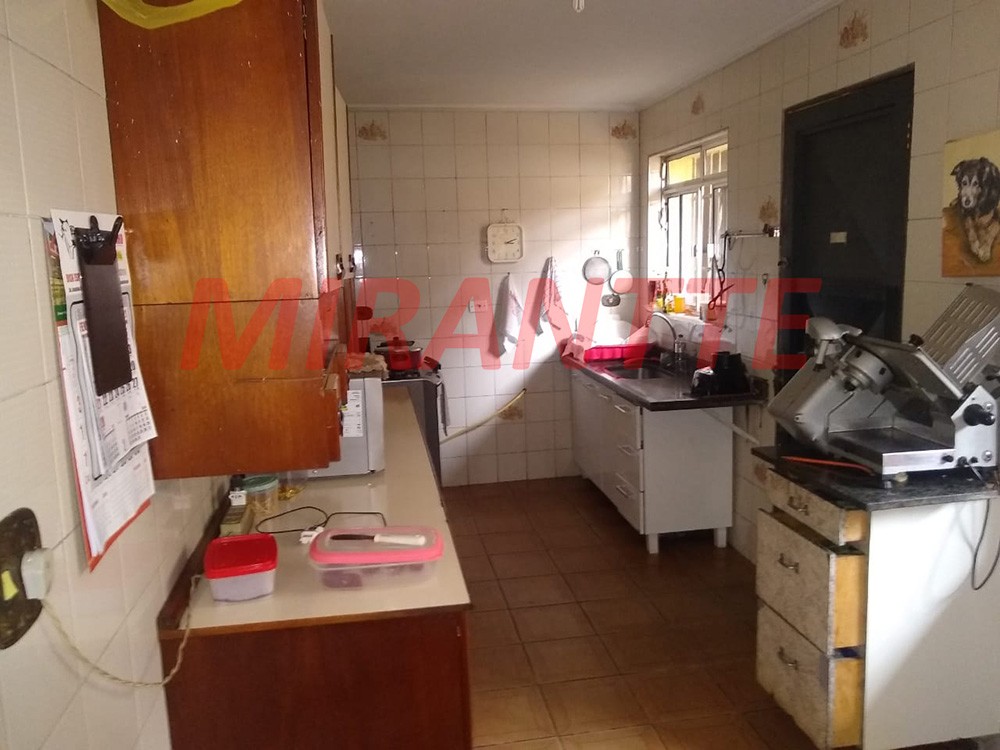 Sobrado de 160m² com 4 quartos em Santana
