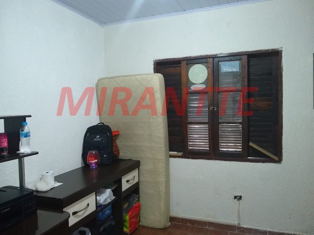 Sobrado de 160m² com 4 quartos em Santana