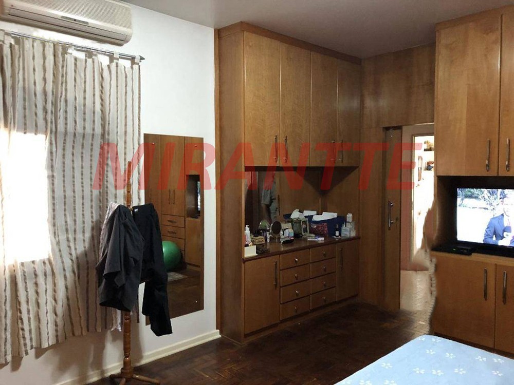 Sobrado de 400m² com 3 quartos em City América