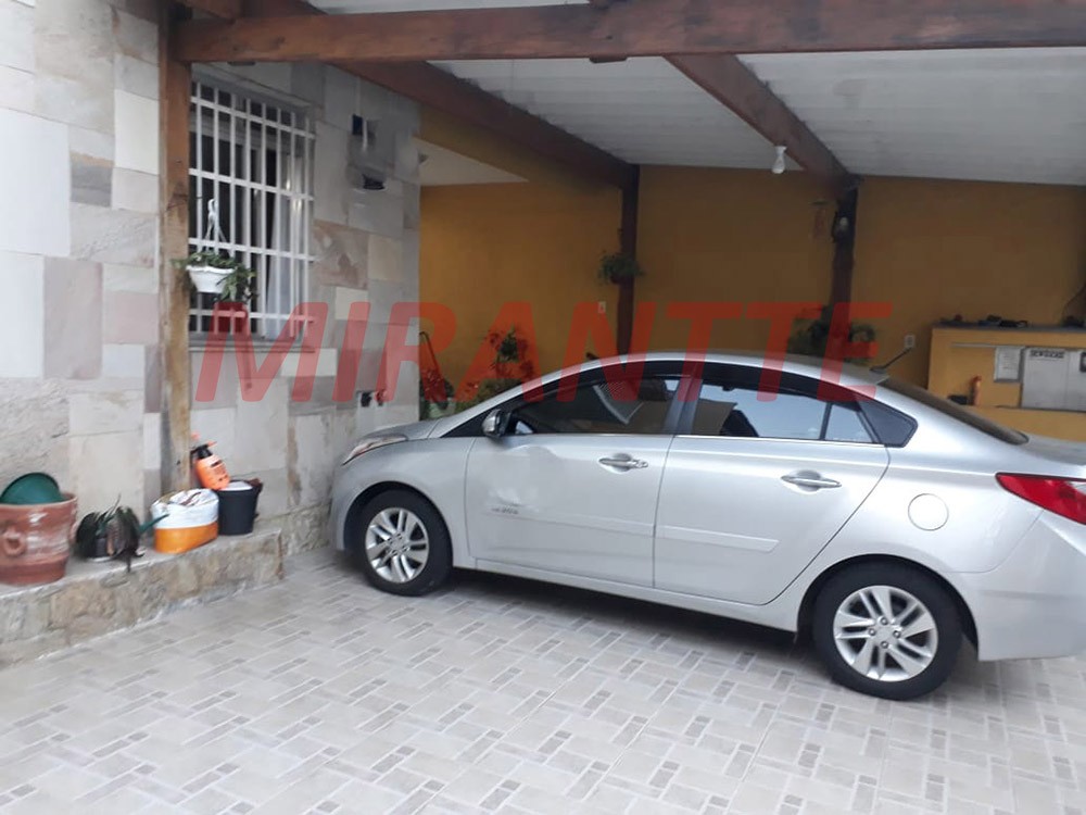 Sobrado de 191m² com 4 quartos em Parada Inglesa