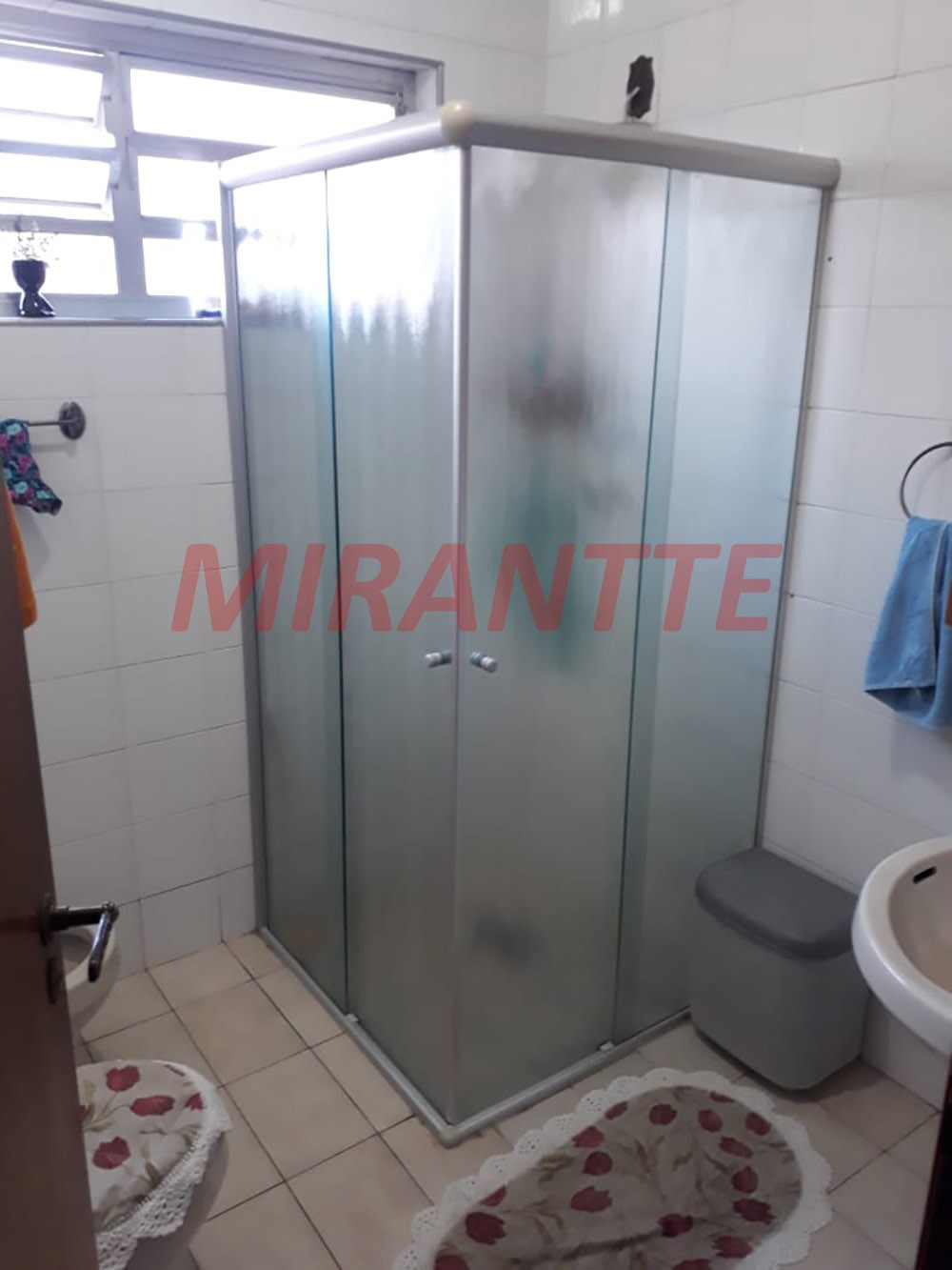 Sobrado de 191m² com 4 quartos em Parada Inglesa