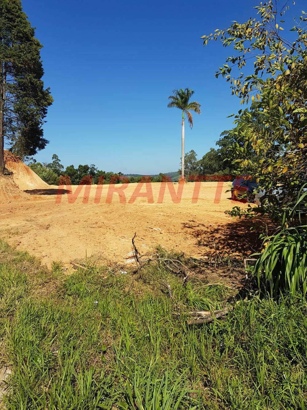 Terreno de 18000m² em CENTRO