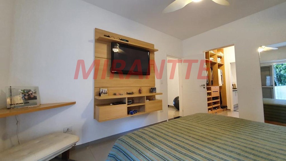 Sobrado de 319m² com 3 quartos em Serra Da Cantareira