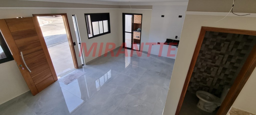 Sobrado de 117m² com 3 quartos em Santa Teresinha