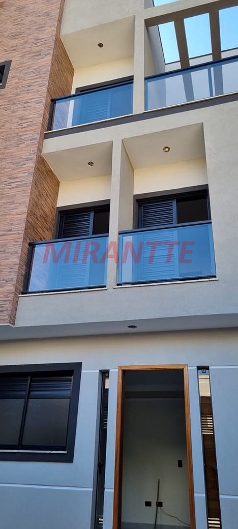 Sobrado de 117m² com 3 quartos em Santa Teresinha