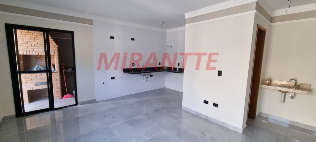 Sobrado de 117m² com 3 quartos em Santa Teresinha