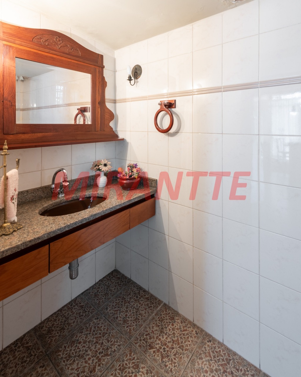 Sobrado de 367m² com 7 quartos em Santana