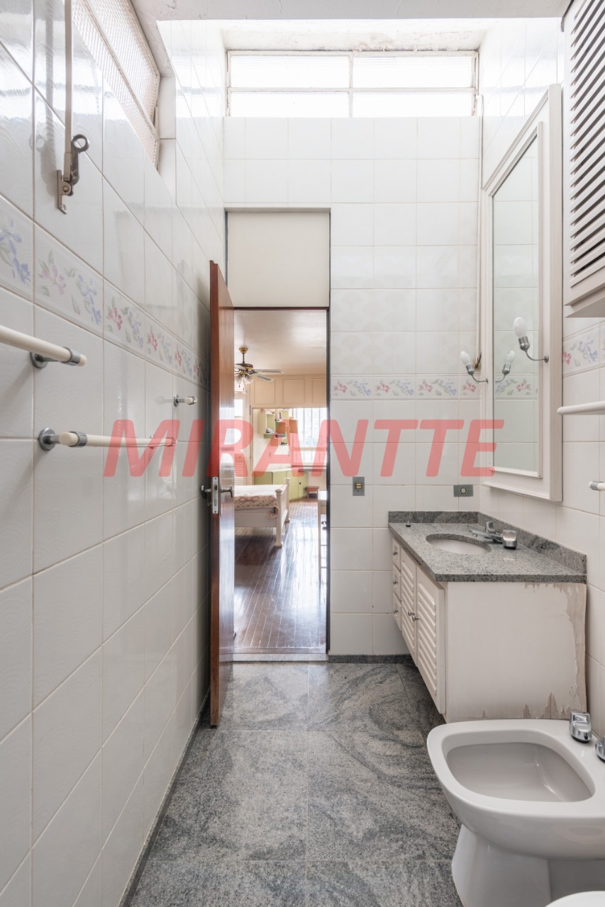 Sobrado de 367m² com 7 quartos em Santana