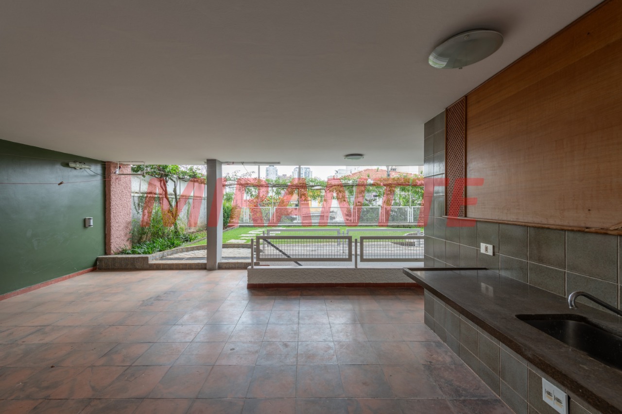 Sobrado de 367m² com 7 quartos em Santana
