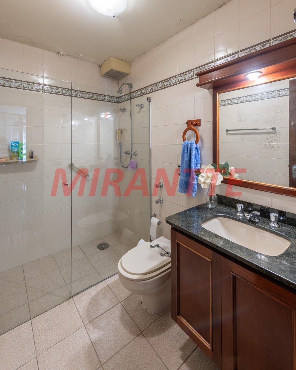 Sobrado de 367m² com 7 quartos em Santana