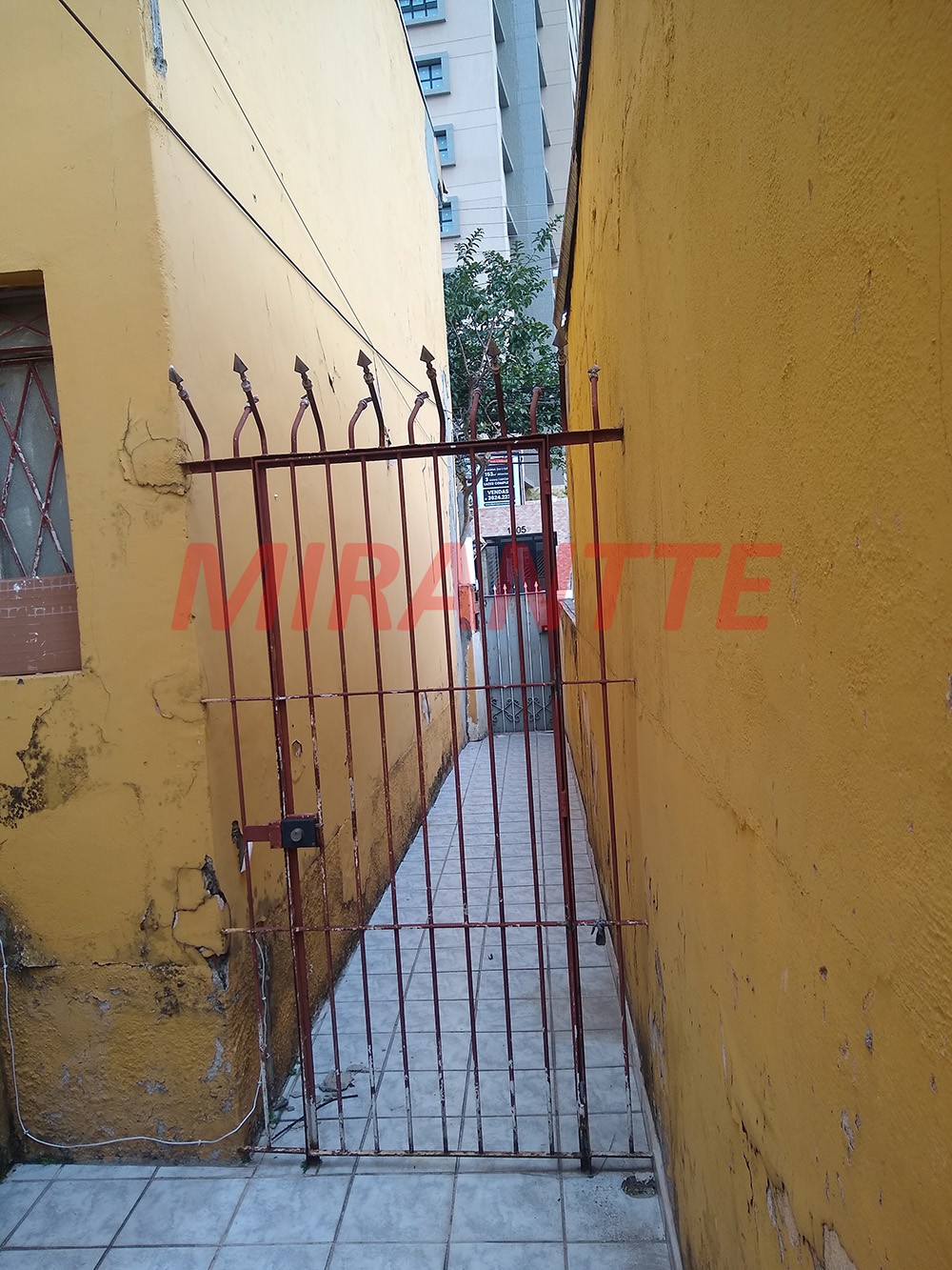 Sobrado de 223m² com 3 quartos em Santana
