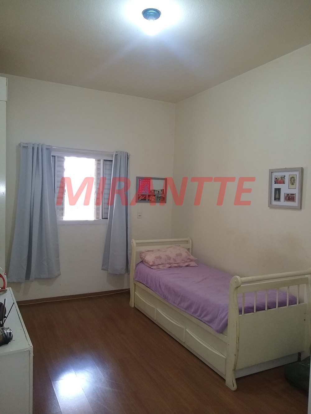 Sobrado de 223m² com 3 quartos em Santana