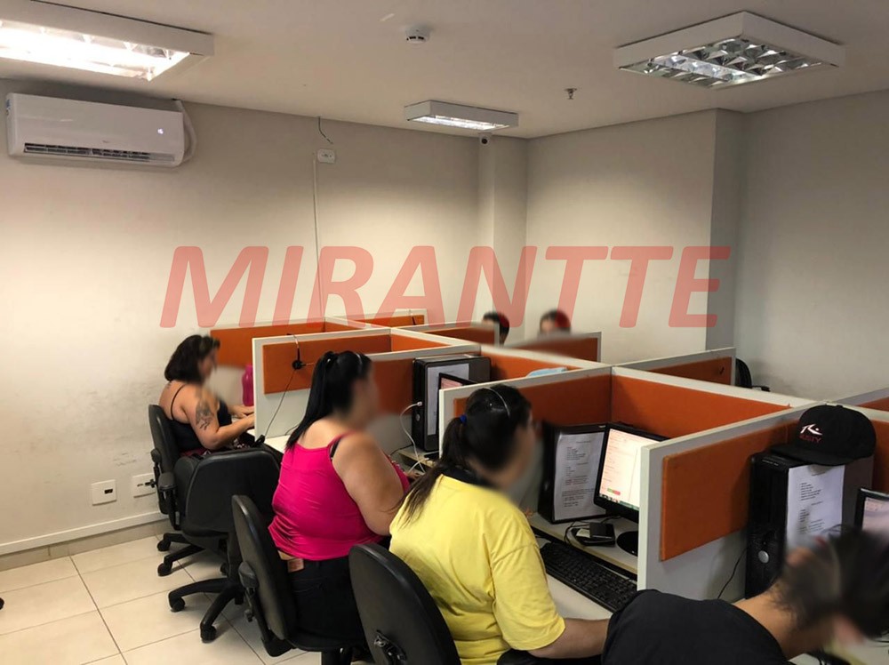 Comercial de 38m² em Santana