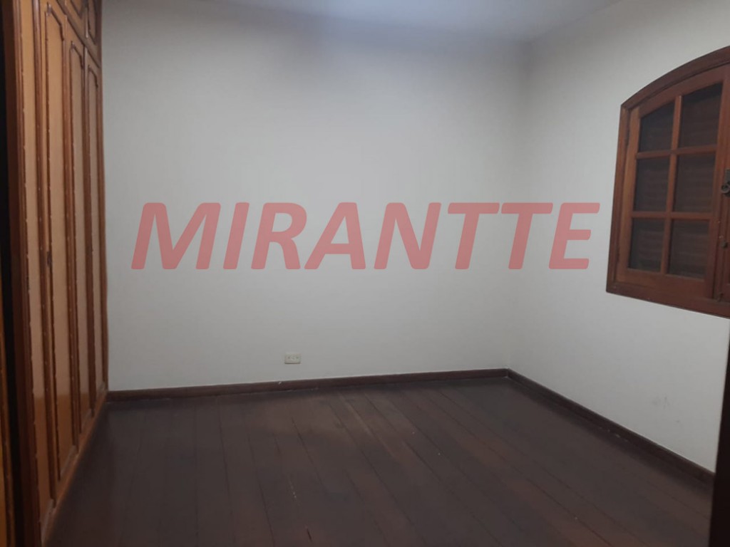 Sobrado de 402m² com 5 quartos em Santa Teresinha