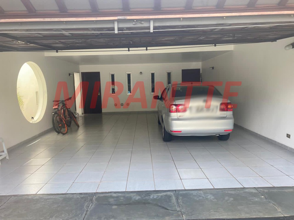 Sobrado de 600m² com 4 quartos em Vila Maria Alta