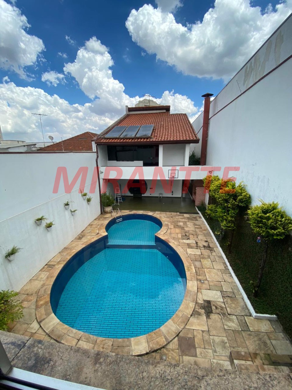 Sobrado de 600m² com 4 quartos em Vila Maria Alta
