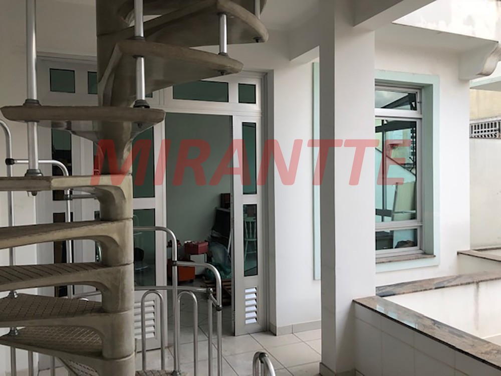Sobrado de 300m² com 4 quartos em Jardim São Paulo