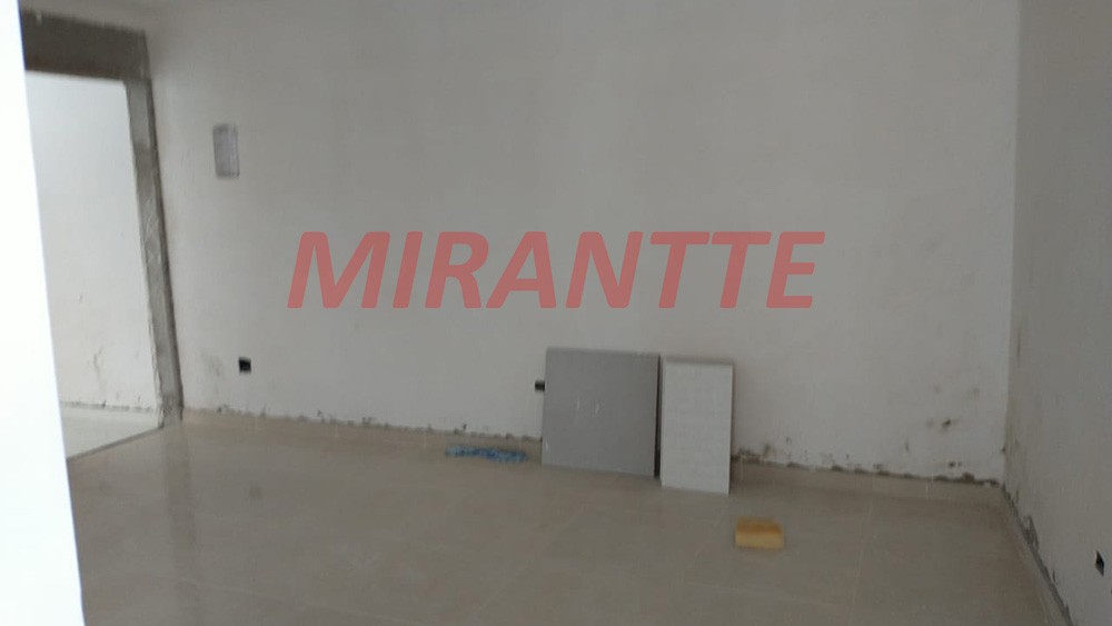 Apartamento de 25m² com 1 quarto em Tucuruvi