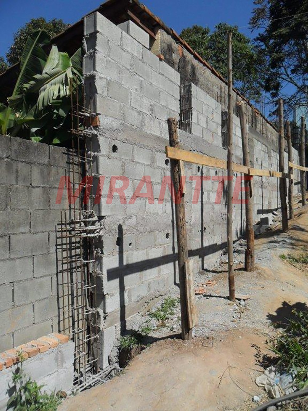 Terreno de 710m² em Jardim Entre Serras – Mairiporã