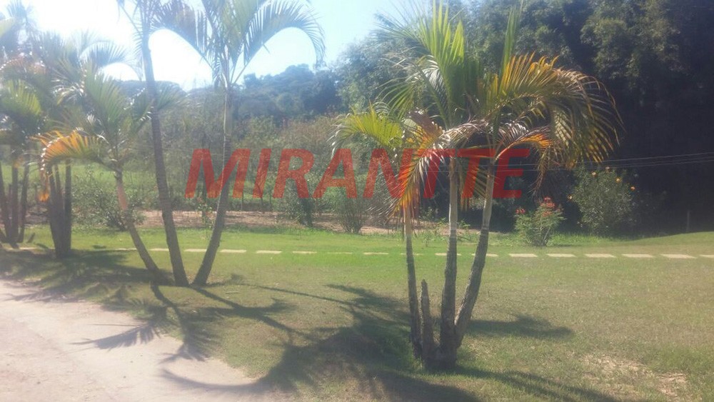 ChÁcara de 400m² com 3 quartos em Rio Acima