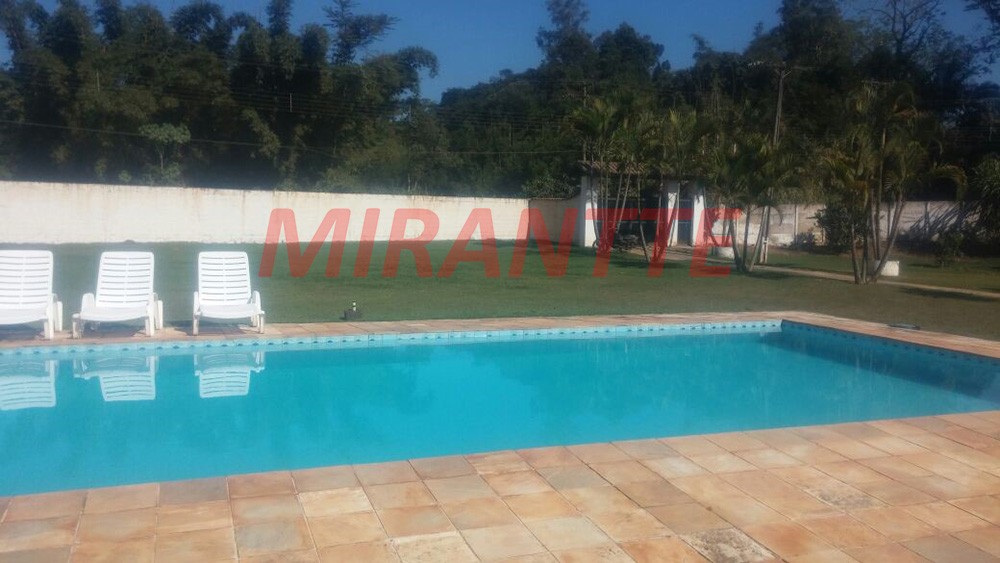 ChÁcara de 400m² com 3 quartos em Rio Acima