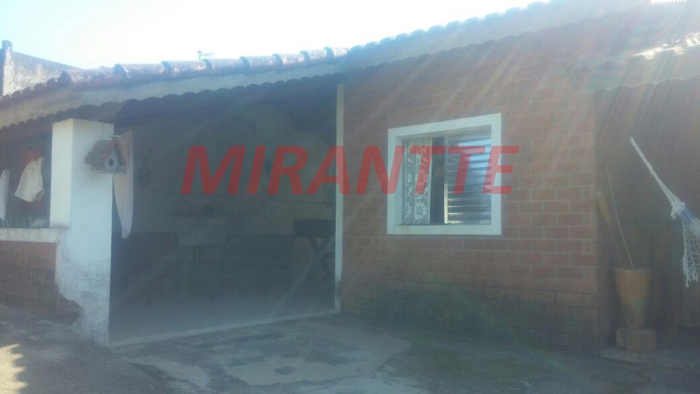 ChÁcara de 400m² com 3 quartos em Rio Acima