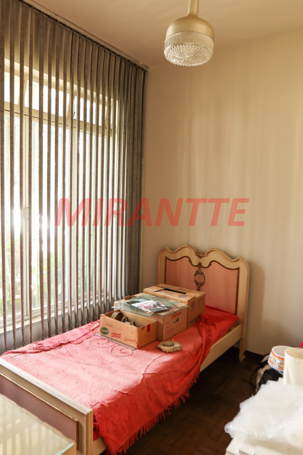 Sobrado de 685m² com 3 quartos em Santana