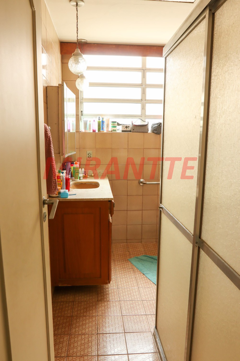 Sobrado de 685m² com 3 quartos em Santana