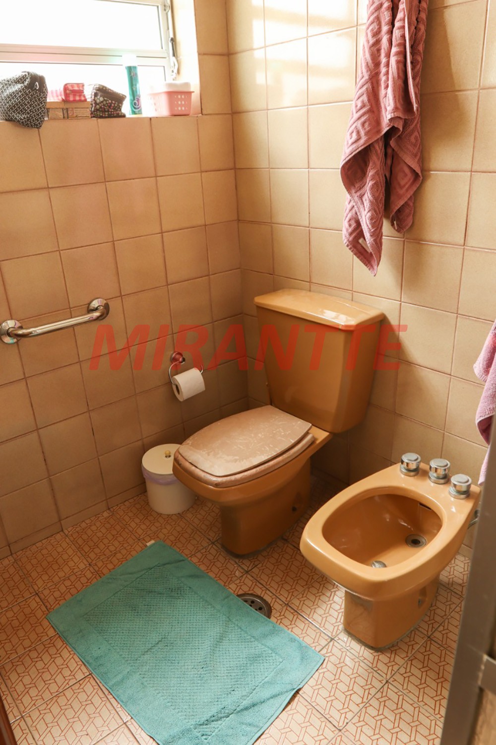 Sobrado de 685m² com 3 quartos em Santana
