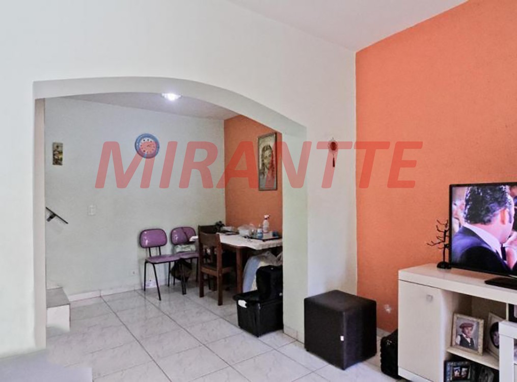 Sobrado de 76m² com 4 quartos em Vila Palmeiras