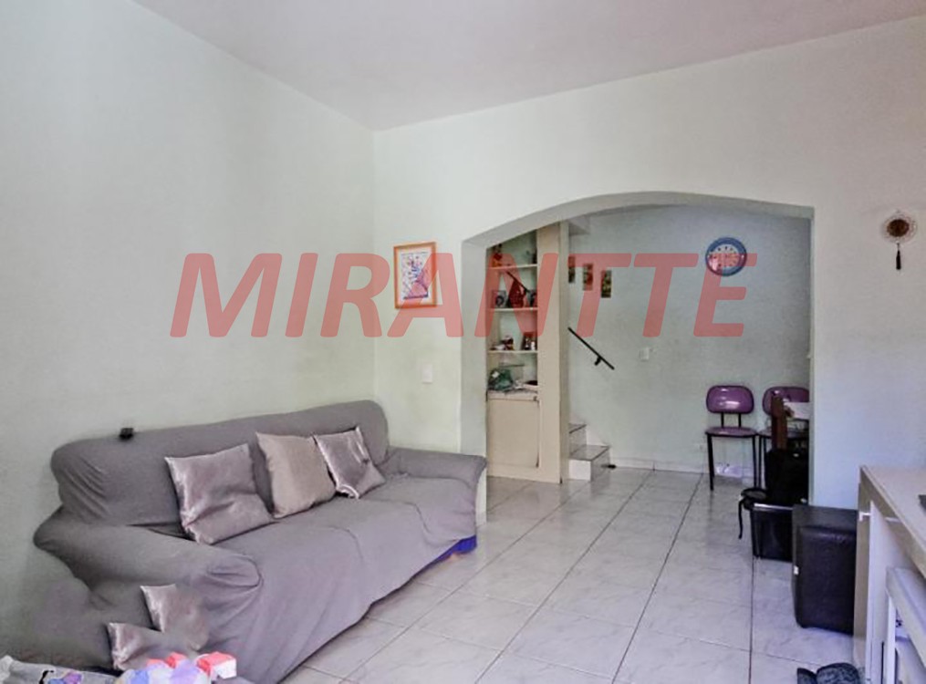 Sobrado de 76m² com 4 quartos em Vila Palmeiras